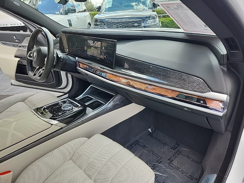 2023 BMW 7 Series 760i xDrive