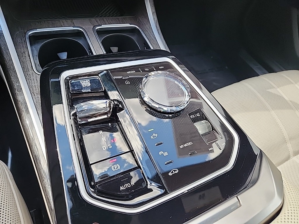 2023 BMW 7 Series 760i xDrive