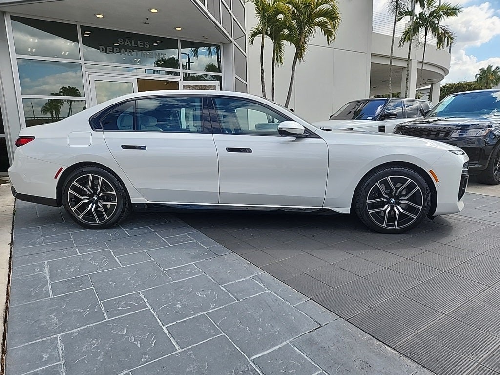 2023 BMW 7 Series 760i xDrive
