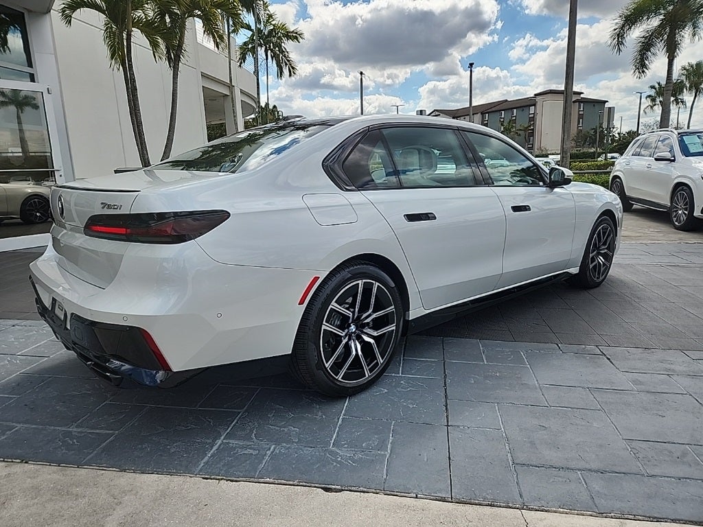 2023 BMW 7 Series 760i xDrive