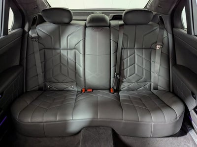 2024 BMW 7 Series 750e xDrive Plug-In Hybrid