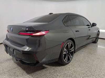 2024 BMW 7 Series 750e xDrive Plug-In Hybrid