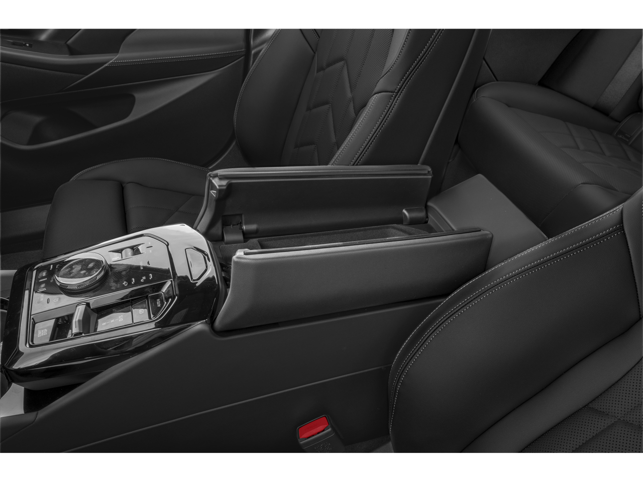 2025 BMW 5 Series 530i