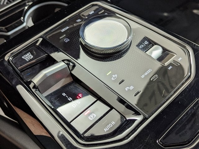 2025 BMW 5 Series 530i Sedan