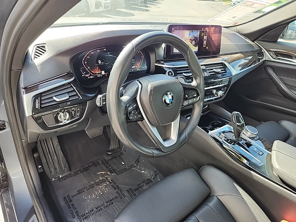 2022 BMW 5 Series 530i