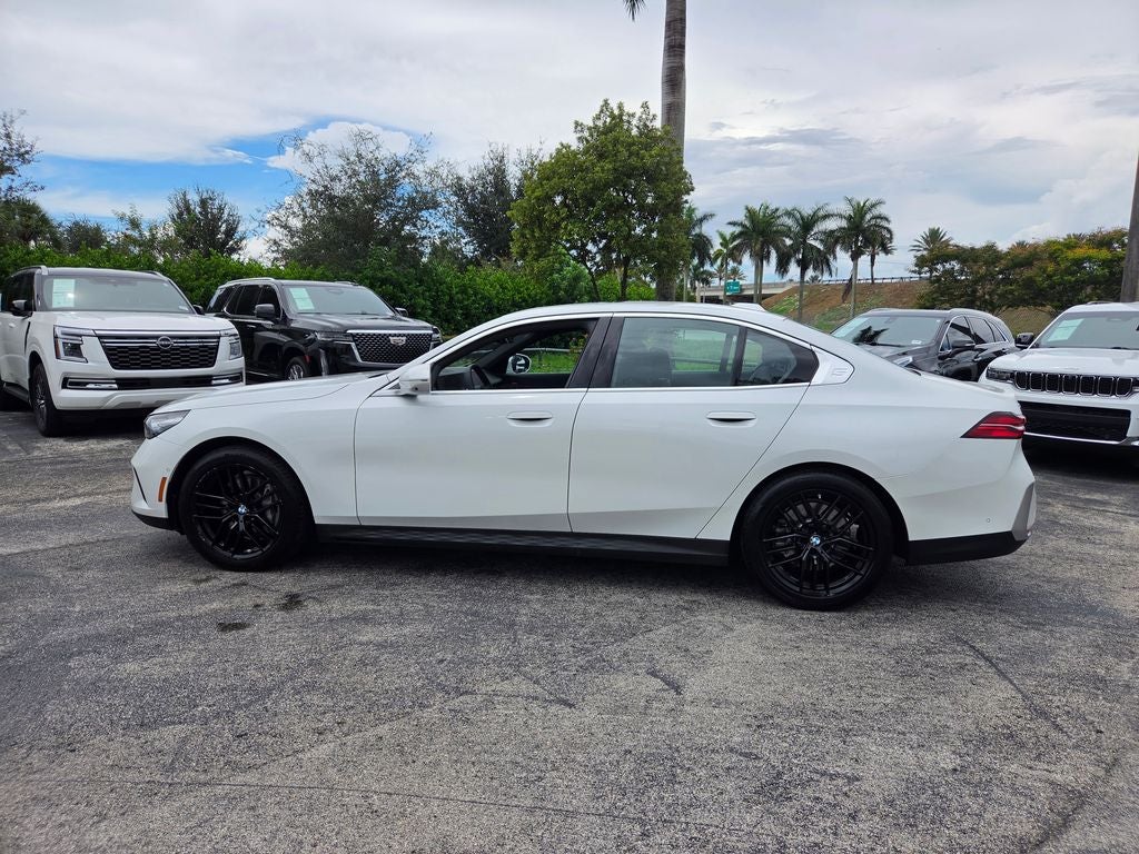 2025 BMW 5 Series 540i xDrive PREMIUM PACKAGE