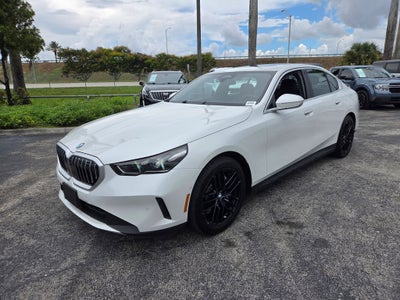 2025 BMW 5 Series 540i xDrive PREMIUM PACKAGE