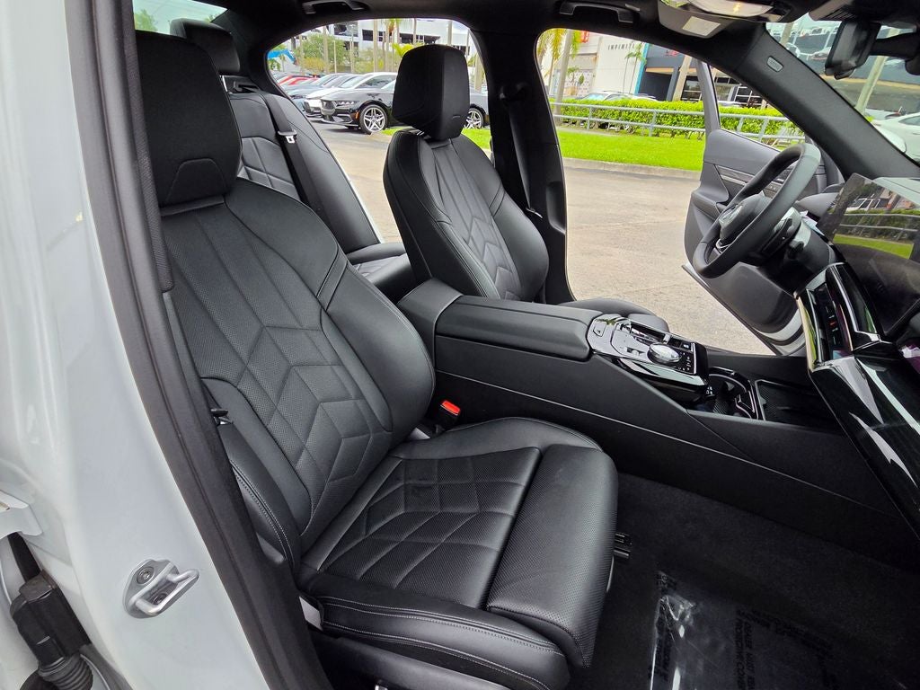 2025 BMW 5 Series 540i xDrive PREMIUM PACKAGE