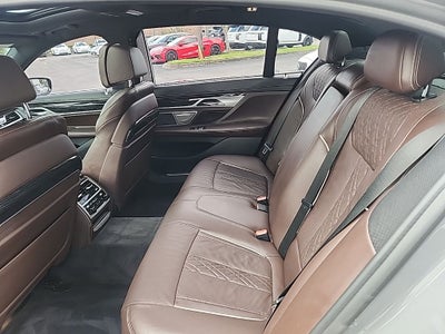 2020 BMW 7 Series 750i xDrive M SPORT, EXECUTIVE PACKAGE, & MORE!!