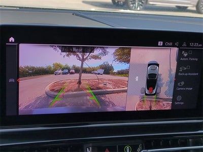 2025 BMW 8 Series 840i