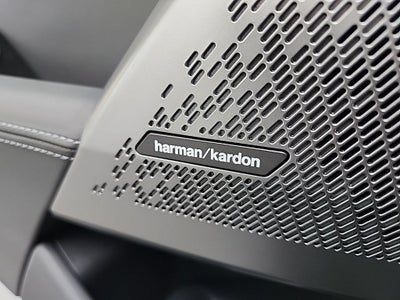 2025 BMW i5 eDrive40