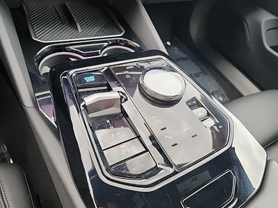 2025 BMW i5 eDrive40