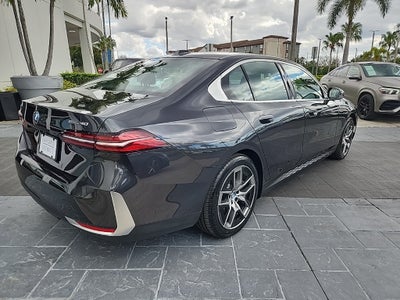 2025 BMW i5 eDrive40