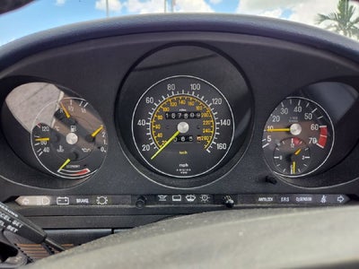 1986 Mercedes-Benz 500-Class 560 SL