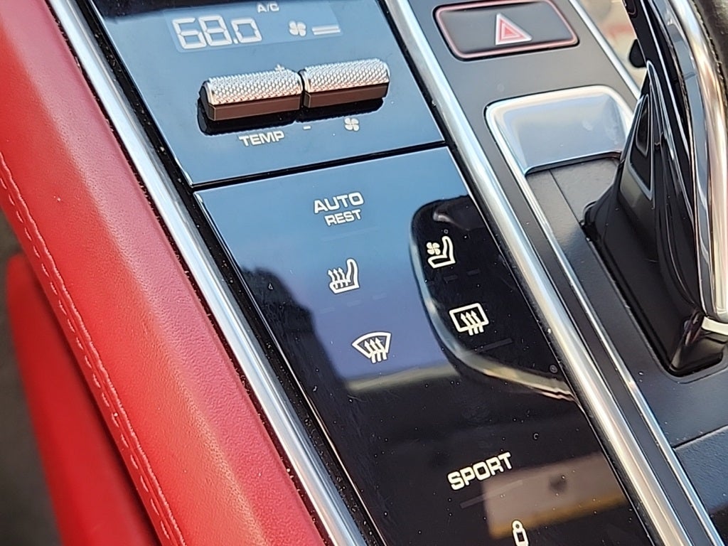 2020 Porsche Panamera Base