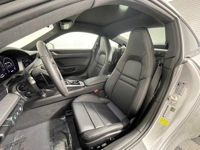 2025 Porsche 911 Carrera