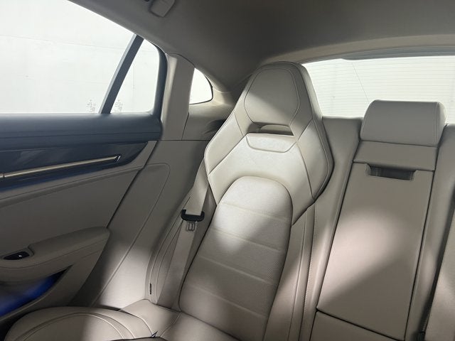 2026 Porsche Panamera 4 AWD