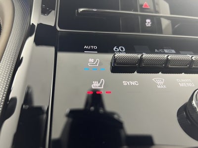 2026 Porsche Panamera 4 AWD