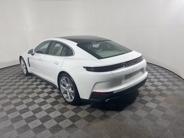 2025 Porsche Panamera Base