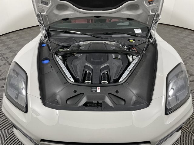 2025 Porsche Panamera Base