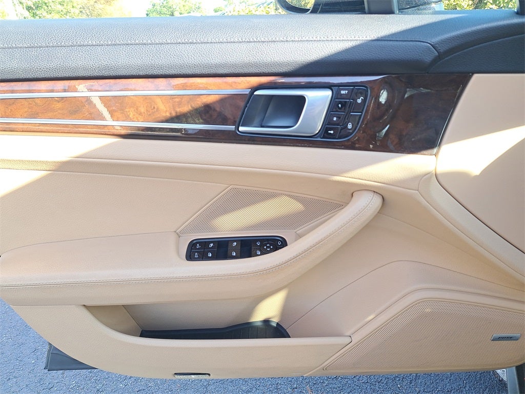 2018 Porsche Panamera 4S