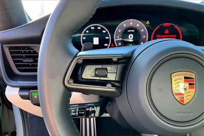 2025 Porsche 911 Carrera 4 GTS