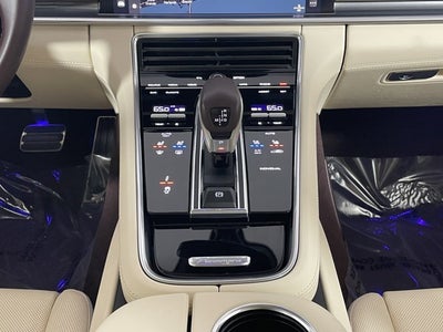 2023 Porsche Panamera Base