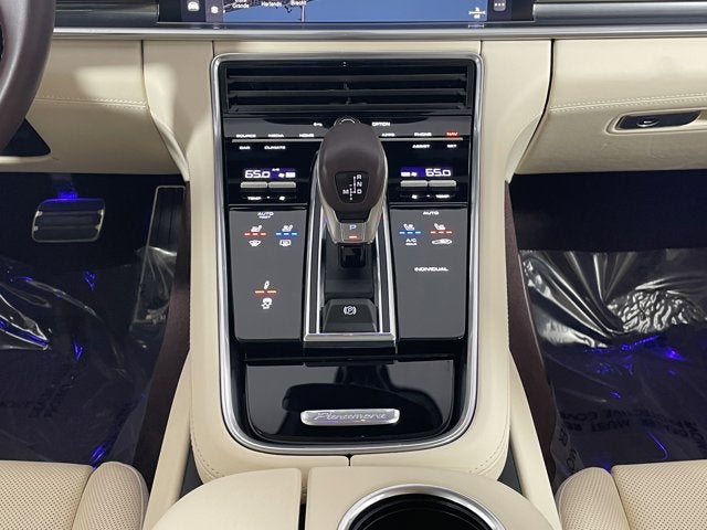 2023 Porsche Panamera Base