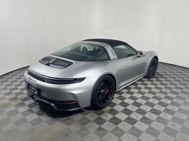 2026 Porsche 911 4 GTS