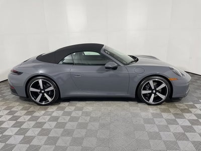 2025 Porsche 911 Carrera Cabriolet