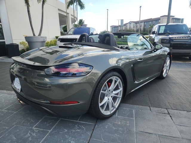 2024 Porsche 718 Boxster S