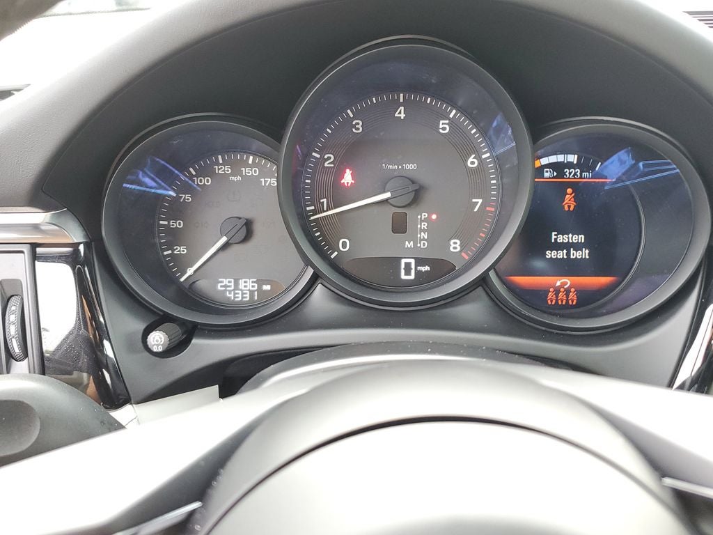 2023 Porsche Macan Base