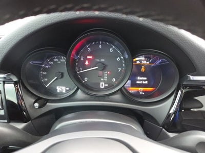 2024 Porsche Macan Base