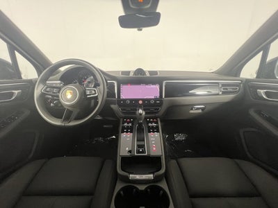 2023 Porsche Macan Base