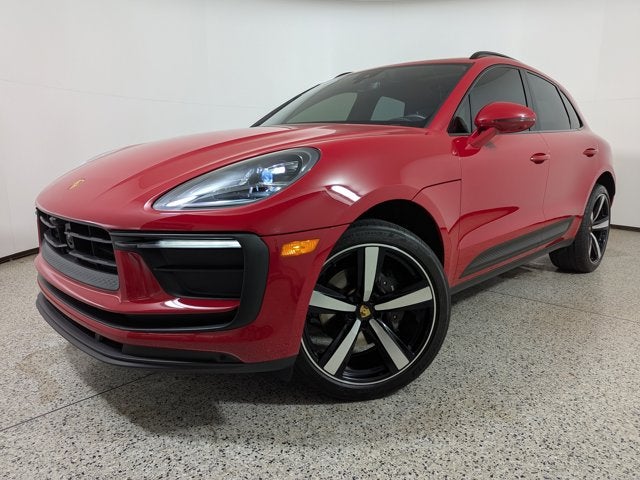 2024 Porsche Macan Base