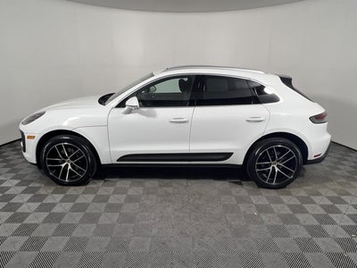 2024 Porsche Macan Base