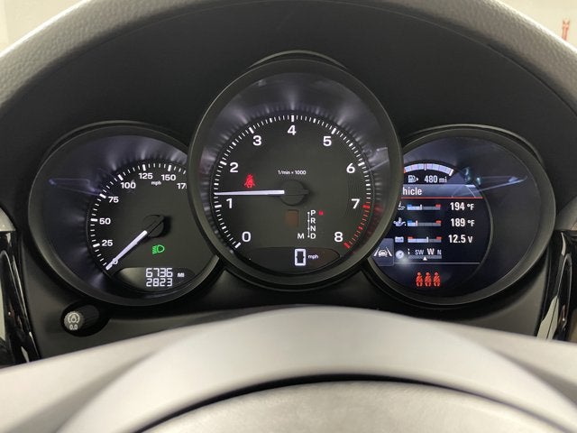 2025 Porsche Macan Base