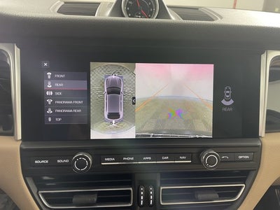 2021 Porsche Macan Base