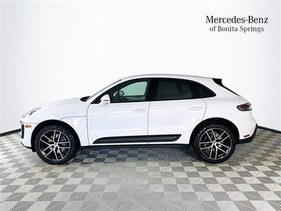 2023 Porsche Macan Base