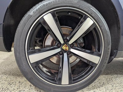 2023 Porsche Macan T AWD