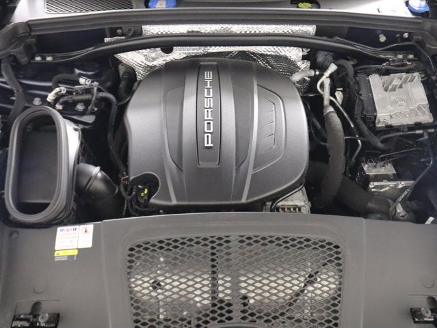 2021 Porsche Macan Base