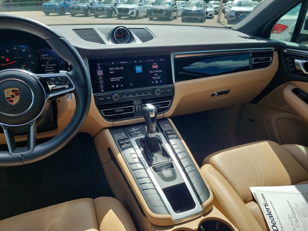 2021 Porsche Macan Base