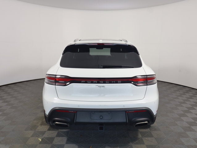 2023 Porsche Macan Base