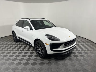 2026 Porsche Macan Base