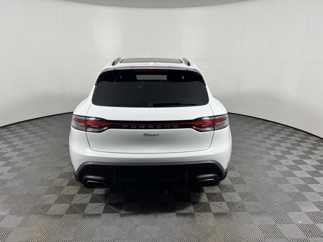 2026 Porsche Macan Base