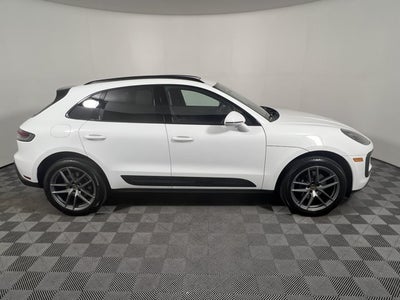 2026 Porsche Macan Base