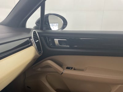 2023 Porsche Cayenne AWD