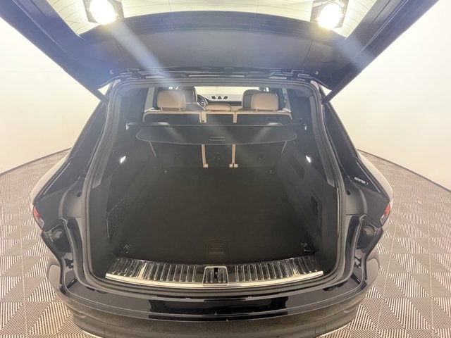 2023 Porsche Cayenne AWD