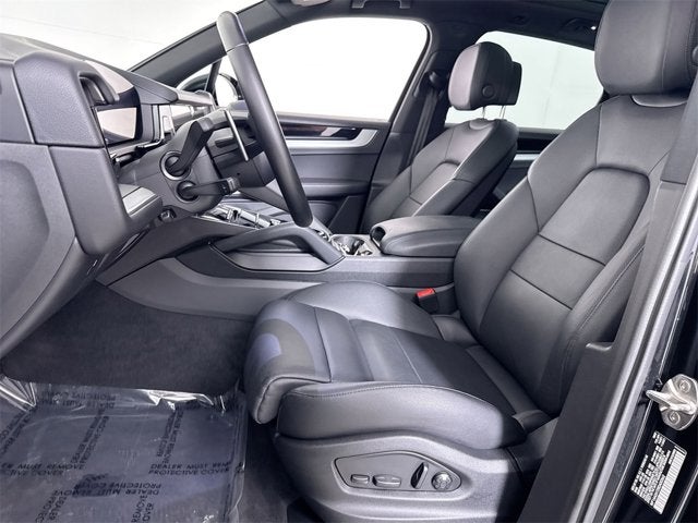 2024 Porsche Cayenne Base