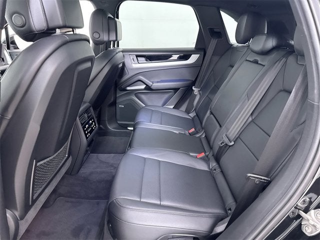 2024 Porsche Cayenne Base